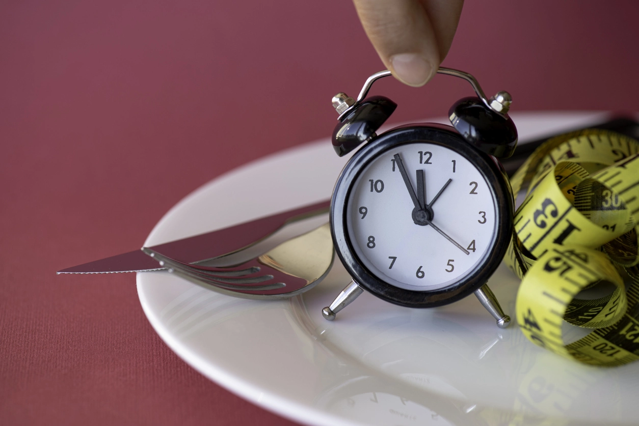 Intermittent Fasting Aralıklı oruç nedir? Sağlığa etkileri nelerdir?